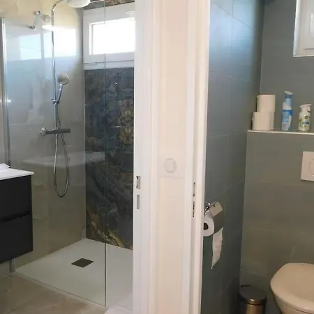 Juan Les Pins Vitoria Grand 2p Calme Parking Lejlighed *